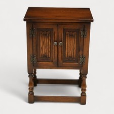 Old Charm Pedestal