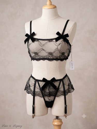 Vintage inspired black lace - black,