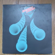 Manfred Mann’s Earth Band - Nightingales & Bombers 1975 Vinyl LP ILPS9337 EX/VG+