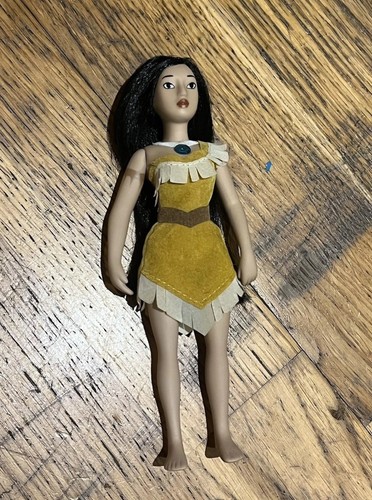 Pocahontas disney 2004 - pocahontas,