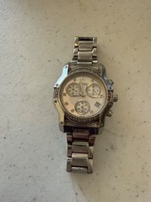 This is a women’s Bulova