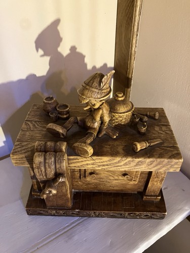 Disney showcase pinocchio box - showcase,