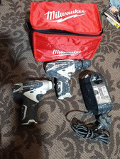 Makita Twin Set 10.8v Li-Ion TD090D Impact Driver & Cordless HP330D Combi Drill