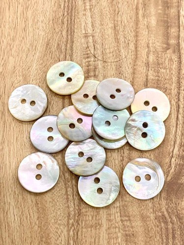Real shell buttons 2 hole - real,