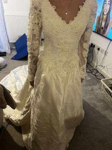 Mon cheri ivory - mon, lace
