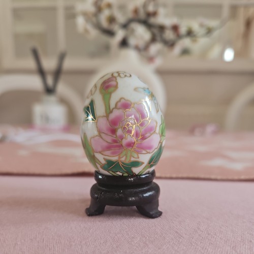Porcelain egg featuring pink - egg,