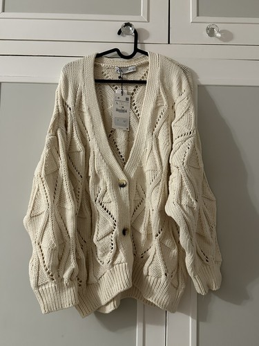 Bnwt zara cream soft long - bnwt,