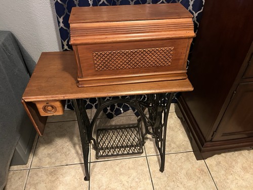 1895 singer sewing - 1895,