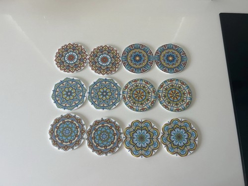 Set fabric patterned - of,