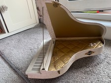 1950s Trumpf musical Chocolate