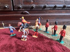 SMALL COLLECTION OF VINTAGE