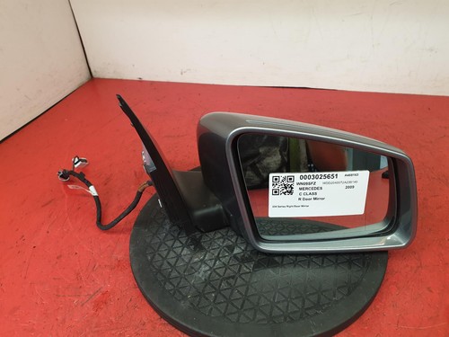 Mercedes class door mirror - mercedes,
