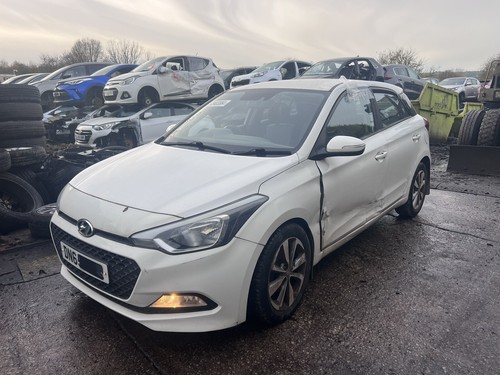 Hyundai i20 2015 petrol - hyundai,
