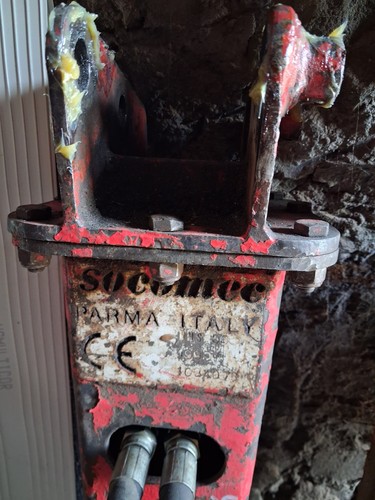 Hydrolic pecker tonne to - hydrolic,