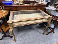 Giltwood Gilded Bijouterie