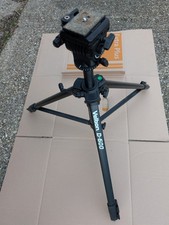 Velbon D-600 Tripod with