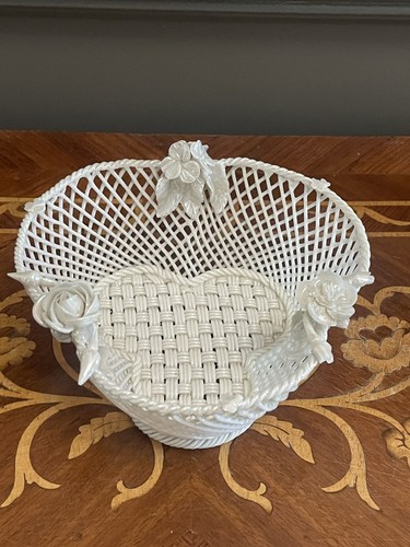 Belleek trefoil lattice basket - lattice,