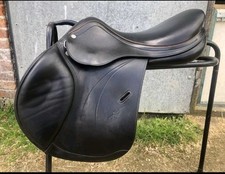 Equipe Expression Jump Saddle