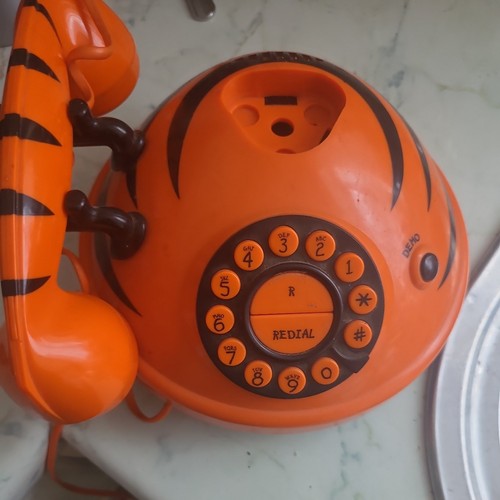 Tigger phone walt - walt, from