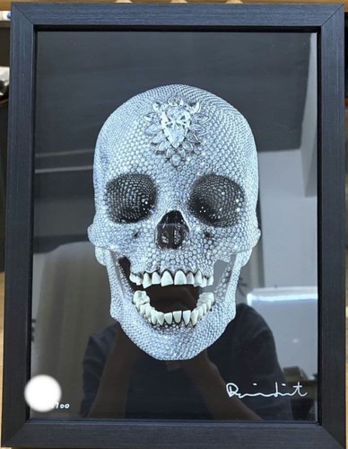 Damien hirst for the love - hirst,