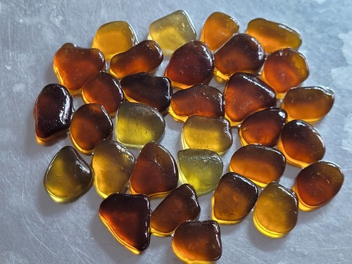 Amber brown flat ish - 30, sea