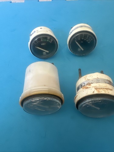 Vdo fuel gauge oil pressure - fuel,