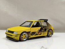 Burago 1/25 Peugeot 205 T16