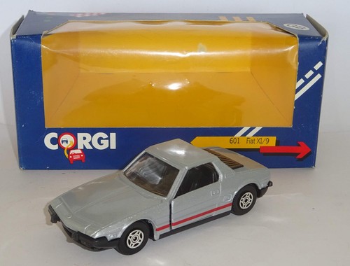 Corgi 601 fiat - fiat, bertone
