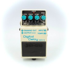 BOSS DD-5 Digital Delay Pink