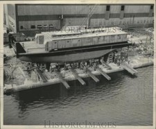 1951 Press Photo Pusher tug