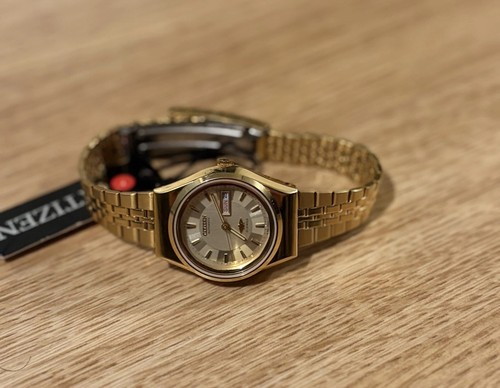 Citizen women gold - women's, watch