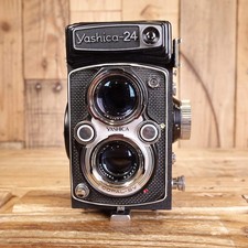 Faulty Yashica-24 TLR Camera - Battery Leak, Meter not Working and Lens Fungus