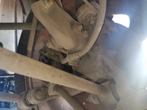 Rear left wheel hub - left,