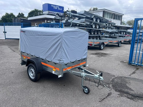 6ft 5ft trailer 750kg - 6.6ft, 3.5ft