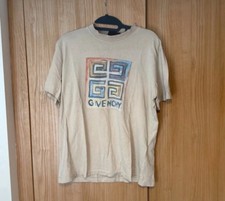 Givenchy Men's T-Shirt Size