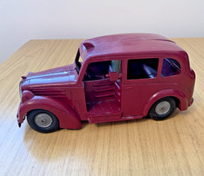 ZC367:  RARE Vintage Mettoy Fx3 London Taxi Friction Toy Car Cab