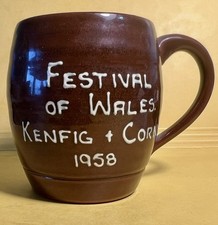 VINTAGE 1958 CREIGIAU POTTERY