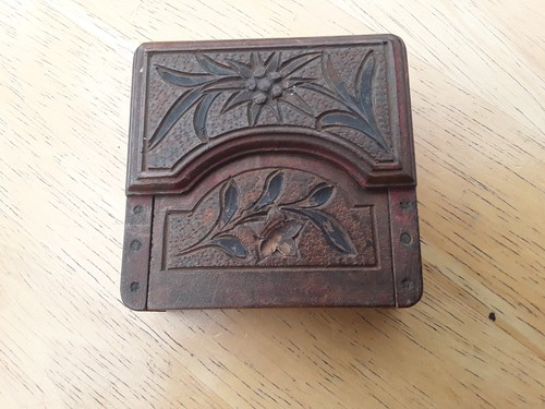 Antique black forest carved - black,