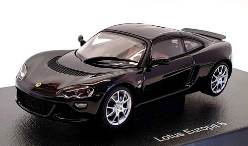 Autoart scale diecast - autoart,