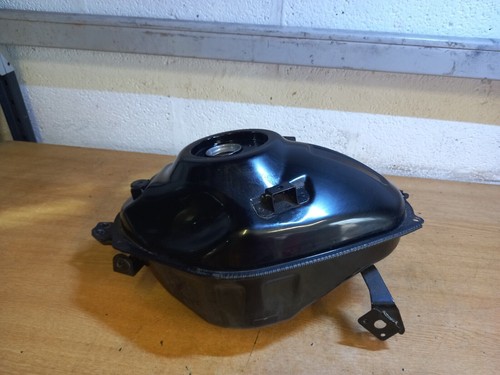 Yamaha yzfr125 fuel tank - yzfr125,