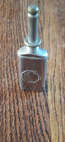 Antique miniature oiler