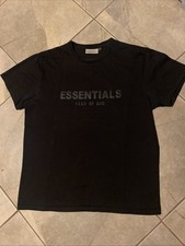 ESSENTIALS Stretch Limo