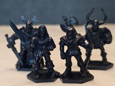 GW DUNGEONQUEST Hero Darker