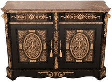 Buffet With Double Door And