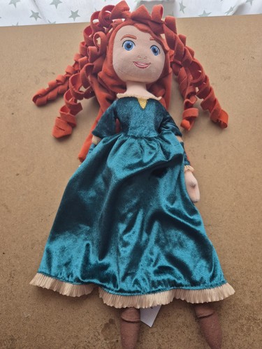 Disney store authentic merida - disney,