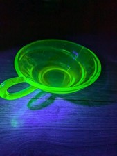 Vintage Art Deco Green Uranium