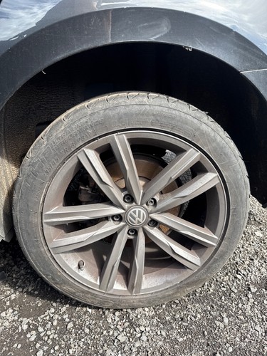 Alloy wheel 2017 passat - 2,