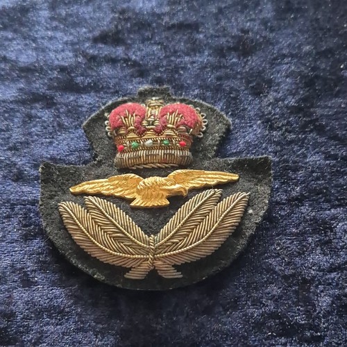 Royal air force officer - royal, officer's