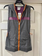 Ladies ZUMBA grey lightweight Sleeveless Gilet hoodie top workout gym fitness