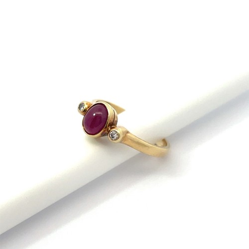 Vintage ruby cabochon ring - vintage, in